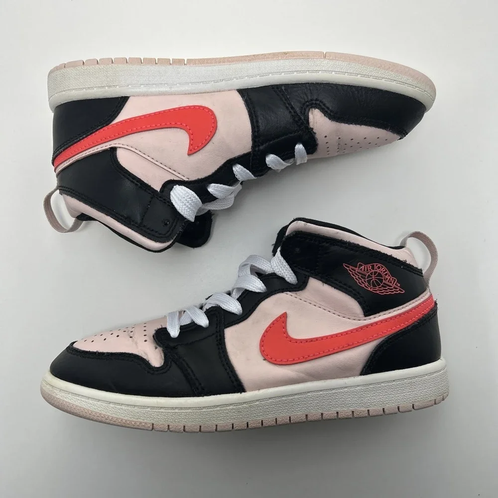 Nike Air Jordan 1 Mid Sneaker (PS) Sz 2.5Y Women's Sz 4 Pink/Infrared 640734-604